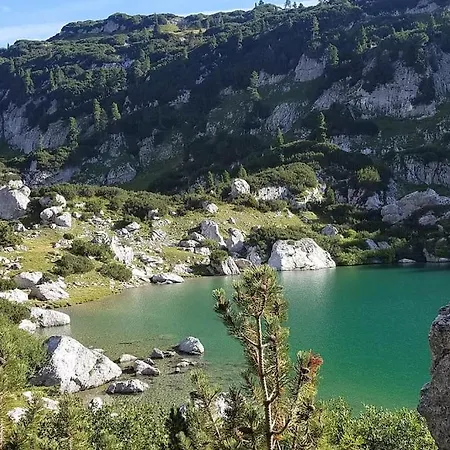 'dasbergblick' شقة